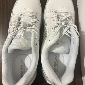 New Balance Women's 411 V1 Walking Shoes - Size 12